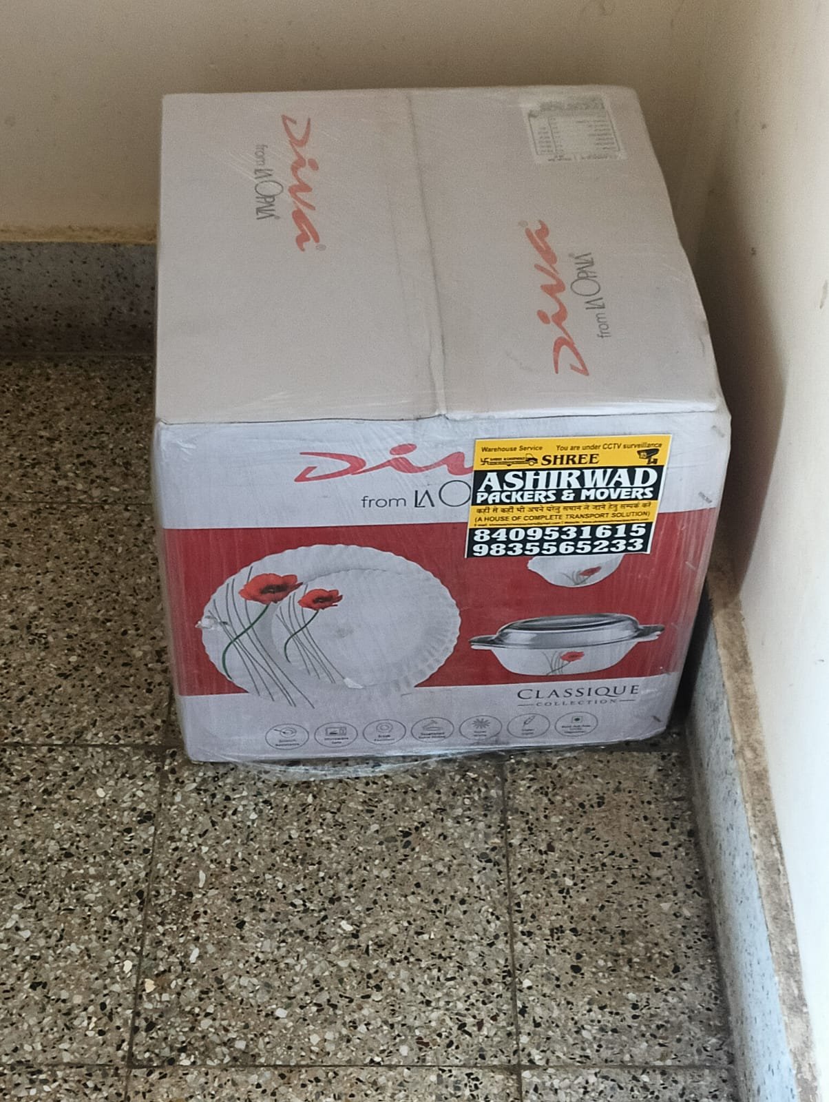 Door to Door Delivery Truck Bero Ranchi