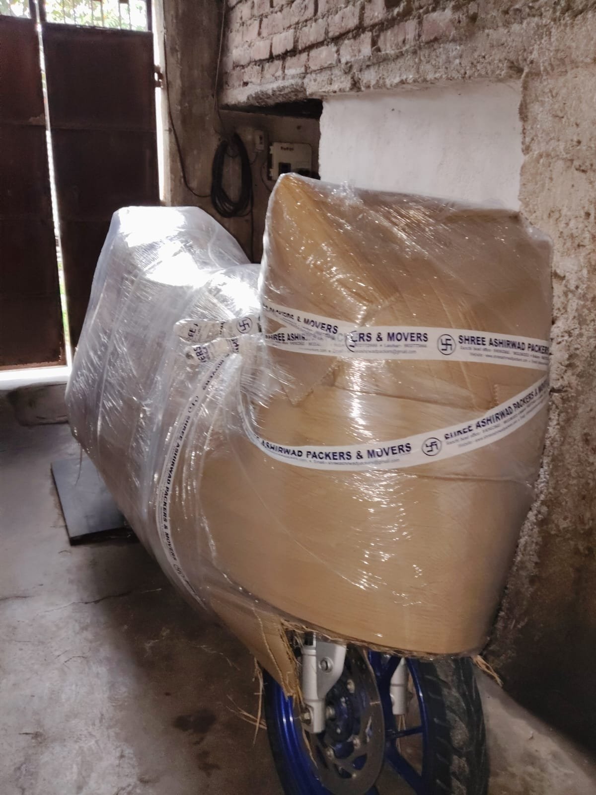Furniture Foam Edge Protectors - Shree Ashirwad Packers Ranchi